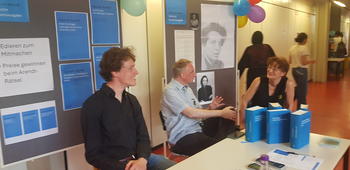 Der Infostand der Edition